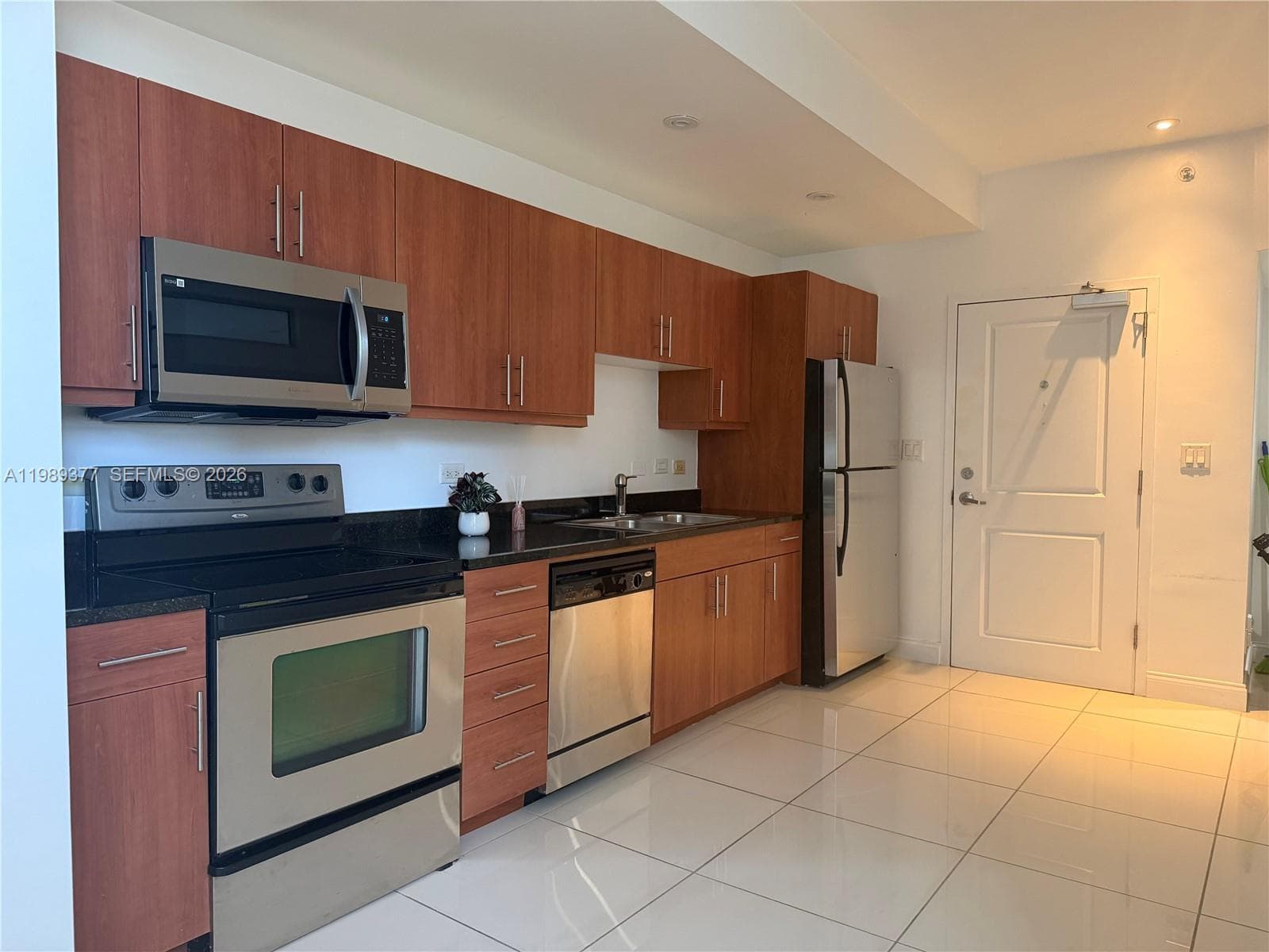 Flagler First Condo · #606 in Miami - Photo 5