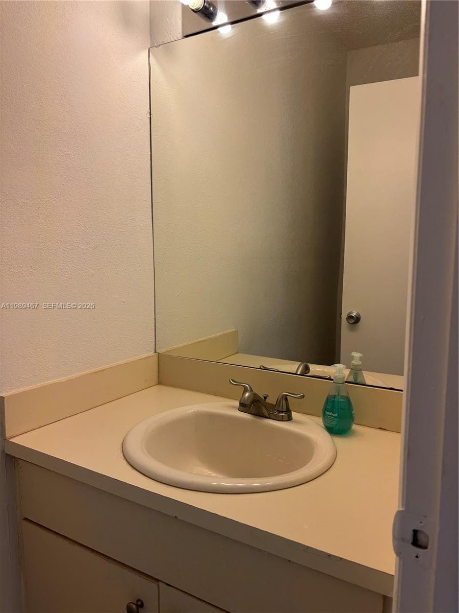 THE BERKELEY CONDO · #303 in Miami - Photo 30