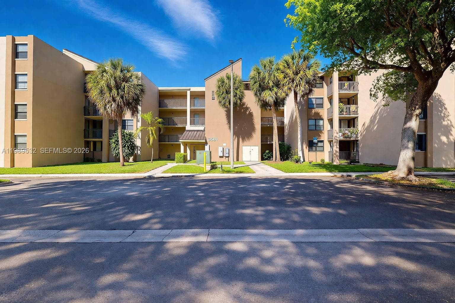 WESTBIRD VILLAGE CONDO · #5-308 in Miami - Photo 2