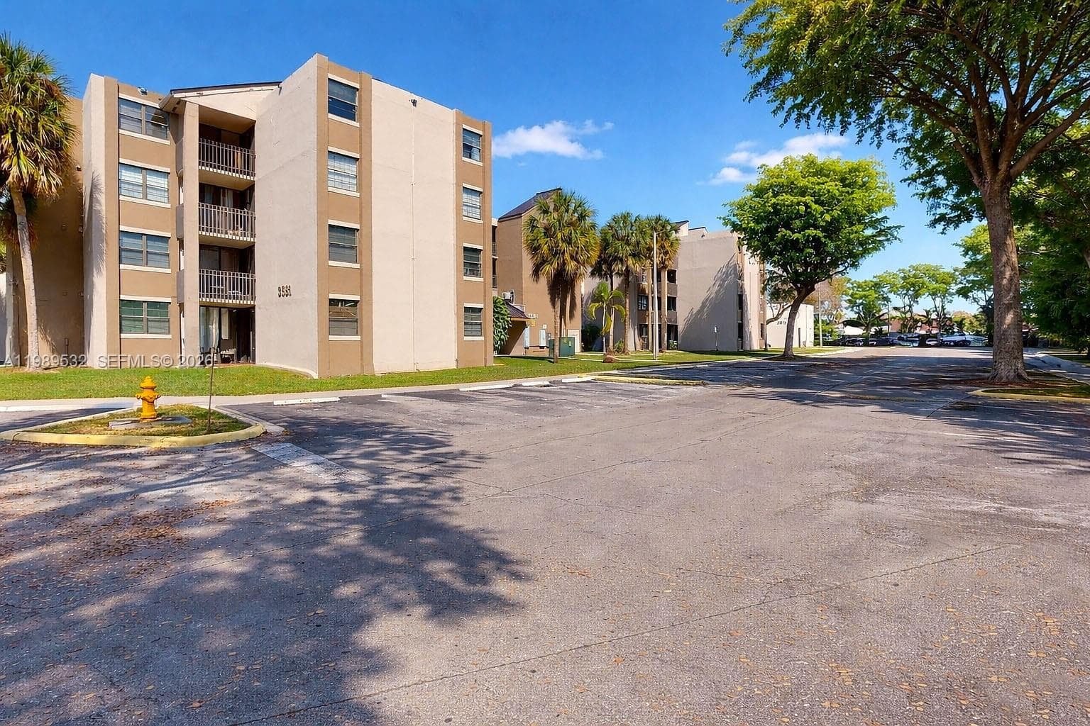 WESTBIRD VILLAGE CONDO · #5-308 in Miami - Photo 3