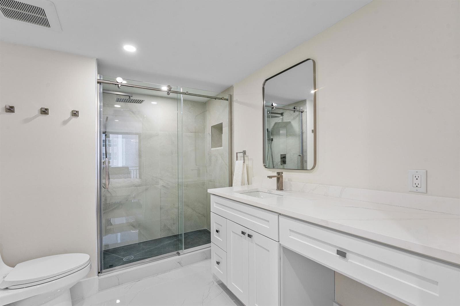 021-5460NorthOceanDrive-5B-SingerIsland-