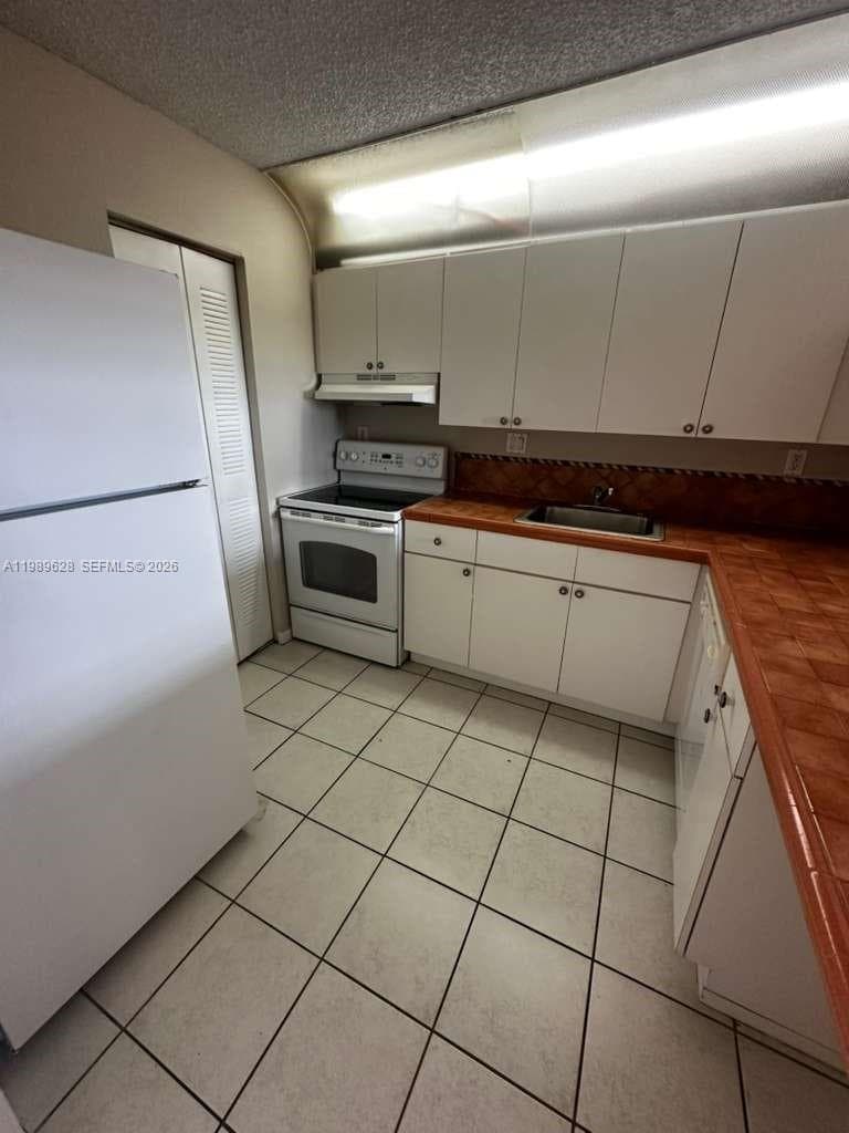 ISLAND SHORES CONDO · #805 in North Miami Beach - Photo 2