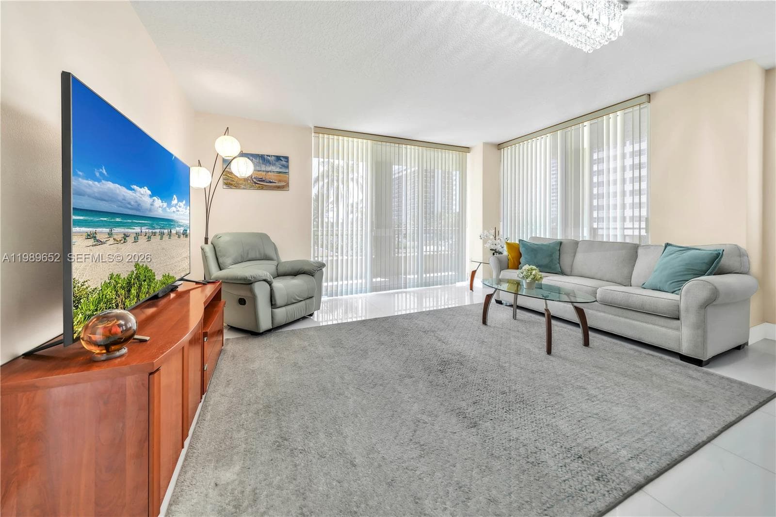 2080 OCEAN DRIVE CONDO · #202 in Hallandale Beach - Photo 1
