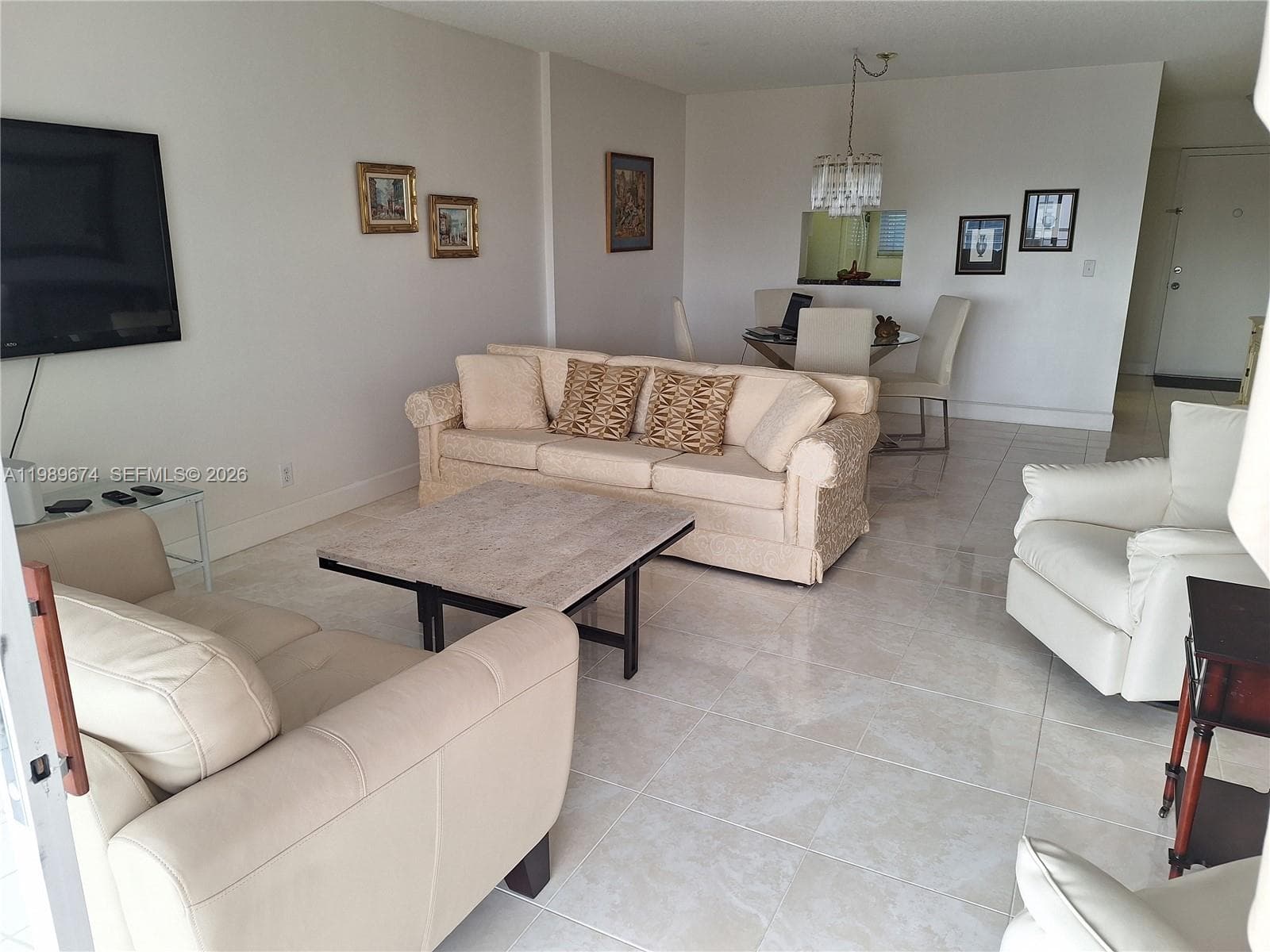 MEADOWBROOK ON THE LAKES · #401 in Dania Beach - Photo 5