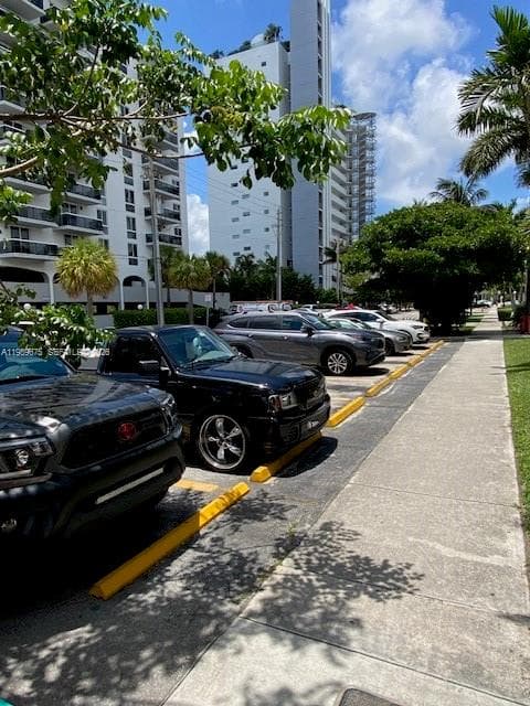HARBOR ISLAND · #15 in North Bay Village - Photo 2