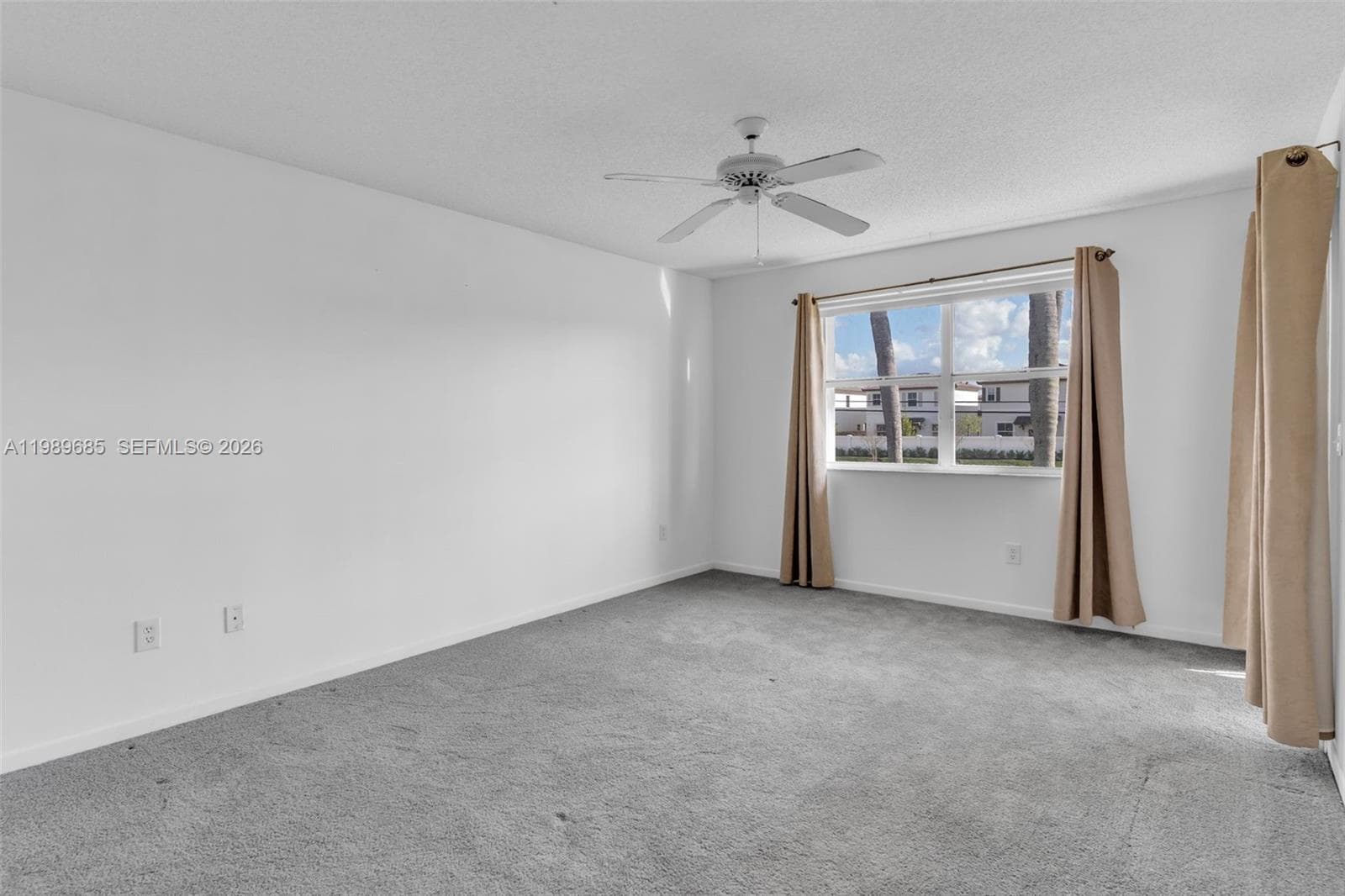 Centergate · #205-F in Homestead - Photo 8