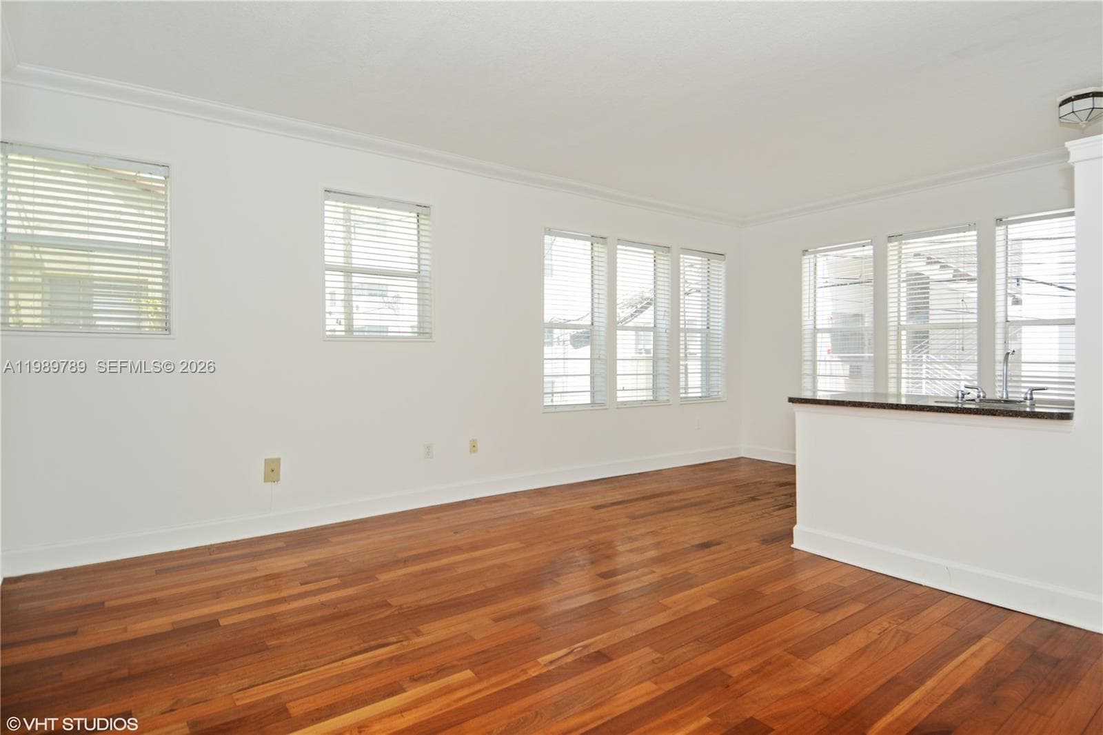PENN PLAZA CONDOMINIUM · #203 in Miami Beach - Photo 2