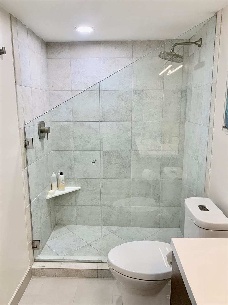 Guest Shower