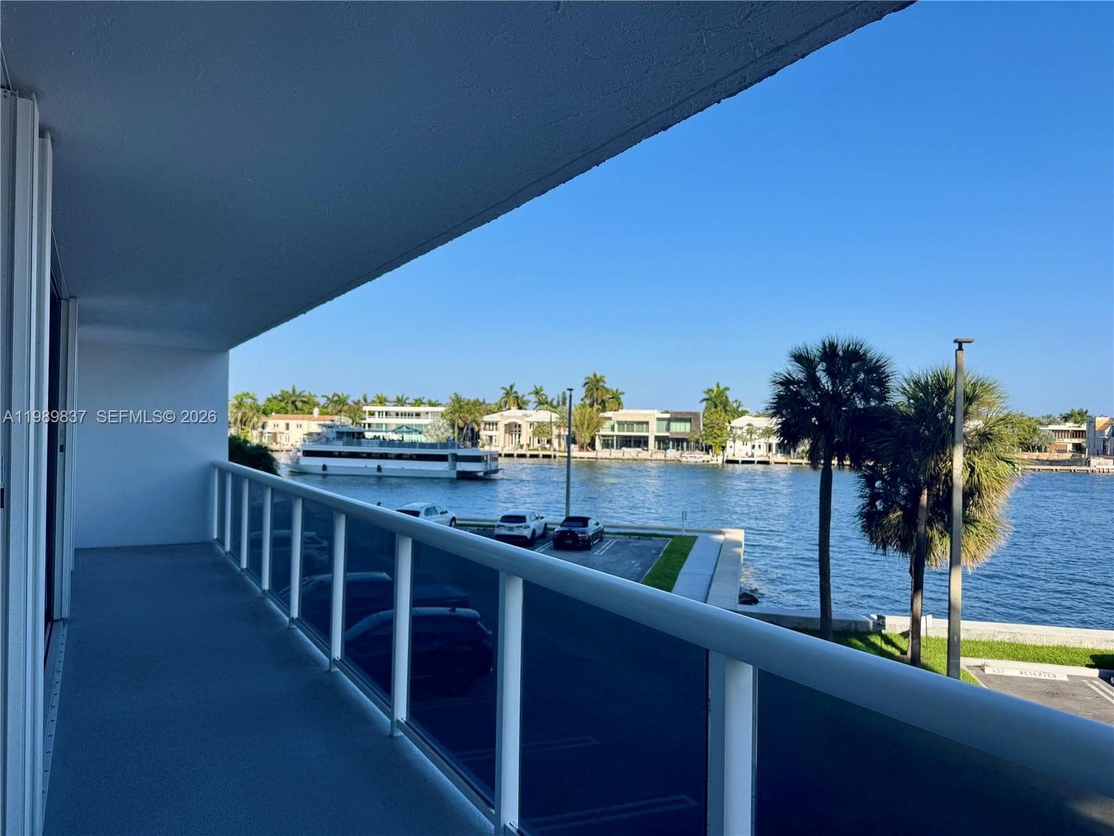 WATERVIEW CONDO · #246 in Aventura - Photo 7