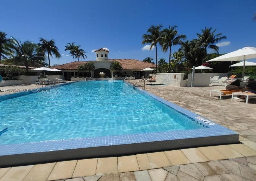 TURNBERRY VILLAGE CONDO · #201 in Aventura - Photo 16