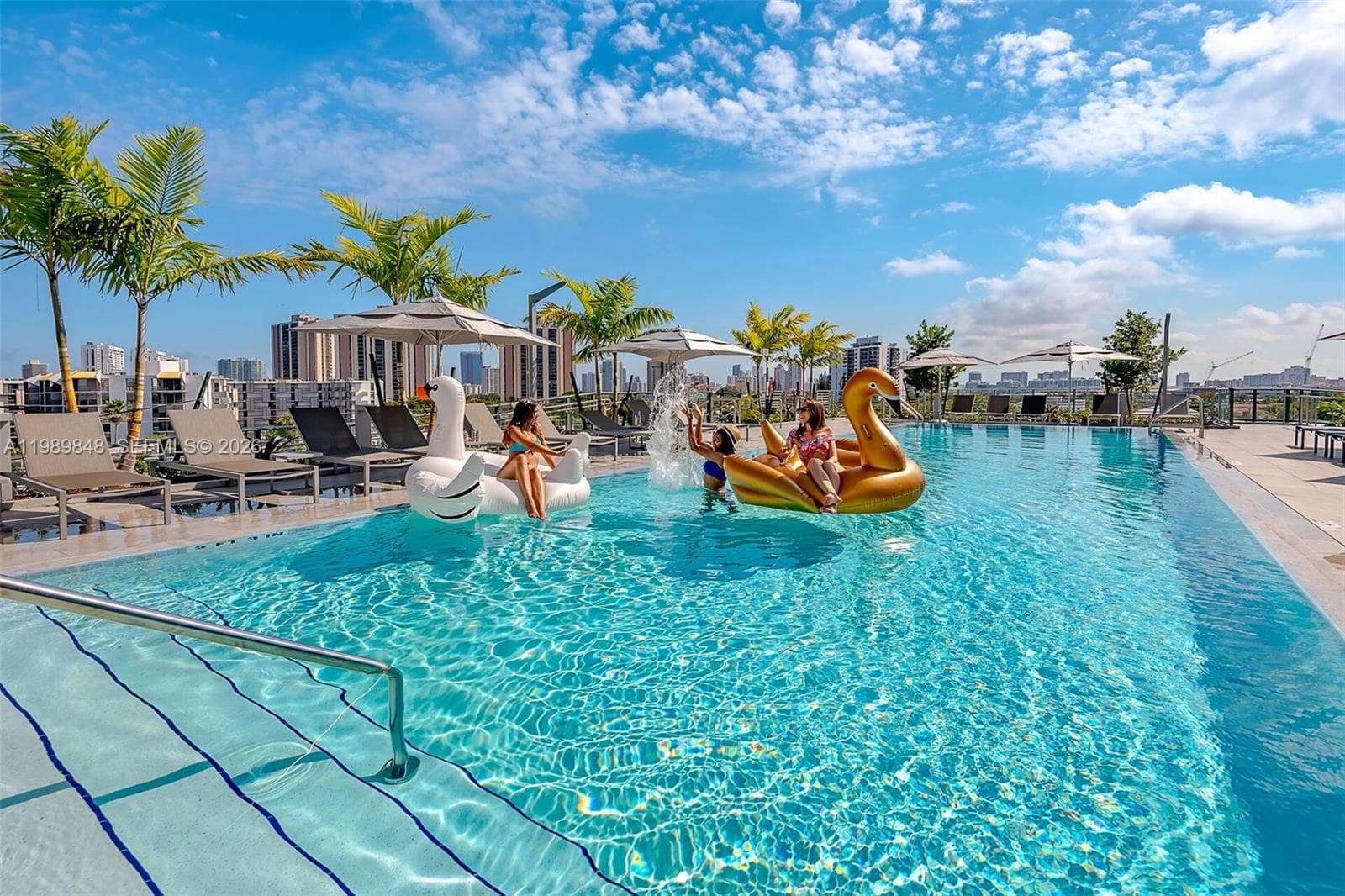 Park Square · #704 in Aventura - Photo 13