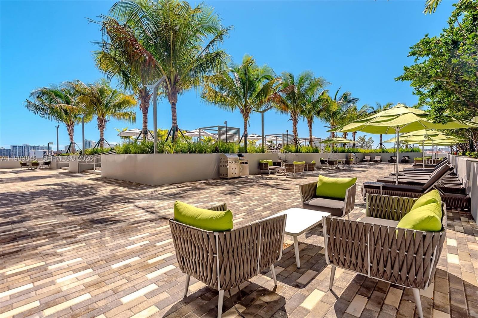 Park Square · #704 in Aventura - Photo 9