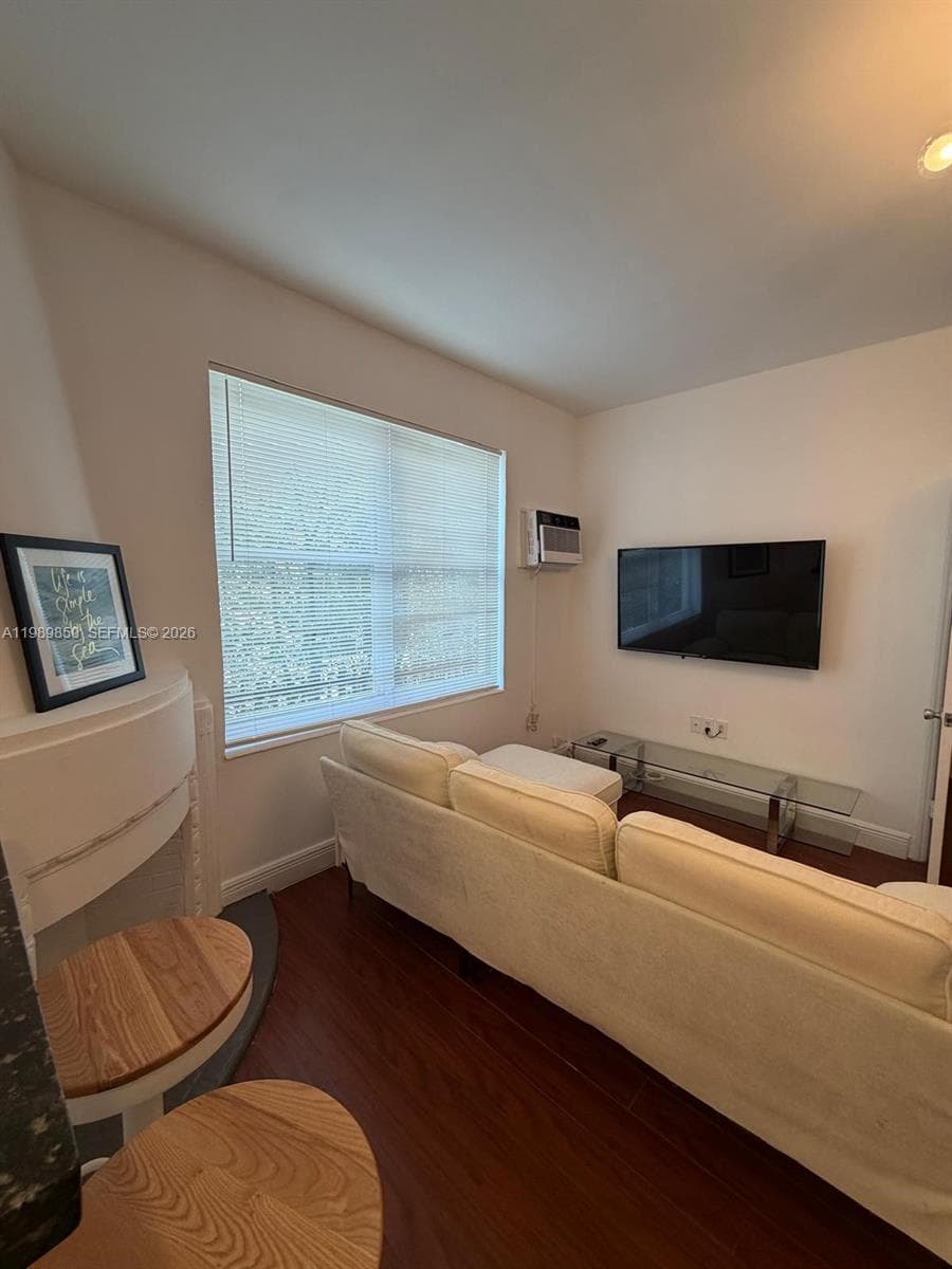 WALLIAN CO-OP APTS INC · #108 in Miami Beach - Photo 12
