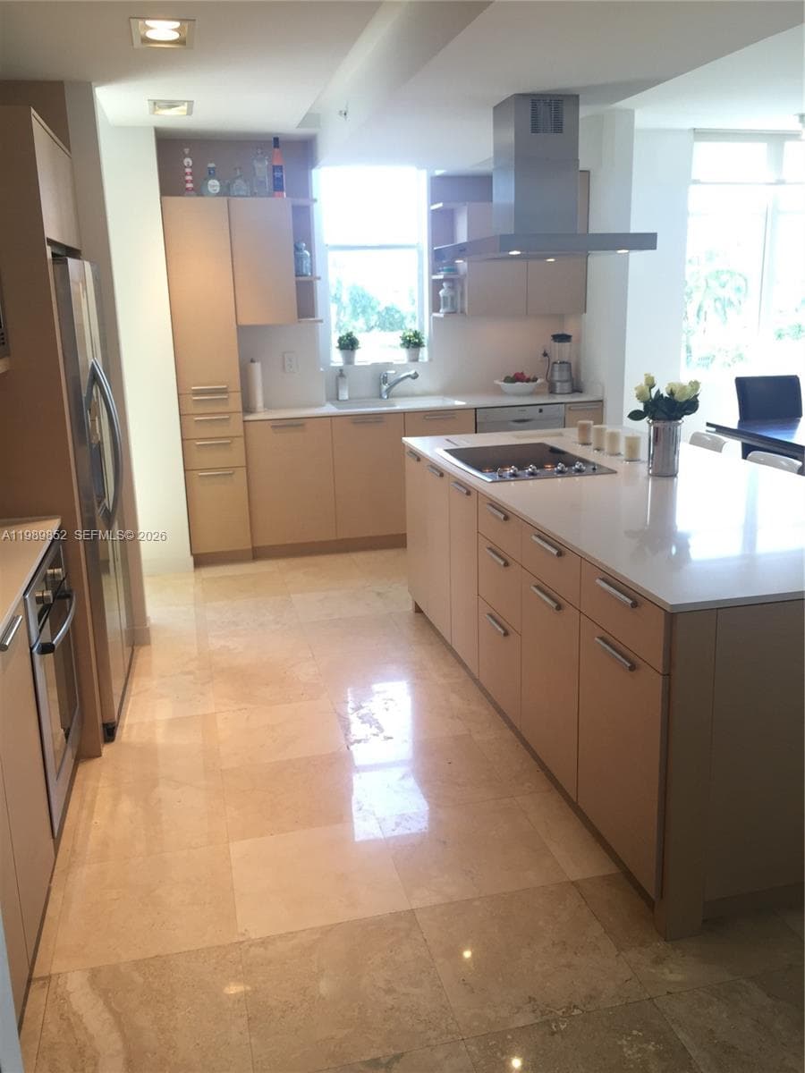 The Vistas Condo · #301 in Miami Beach - Photo 8