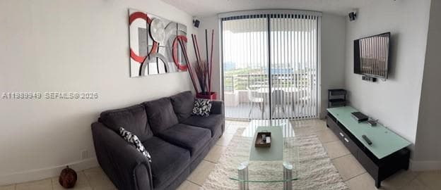 PARC CENTRAL AVENTURA SOU · #1706 in Aventura - Photo 6