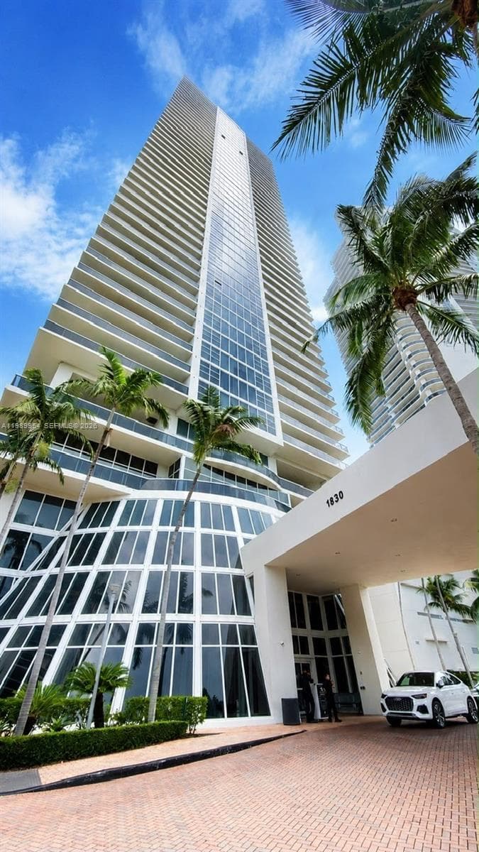 BEACH CLUB TWO CONDO · #4010 in Hallandale Beach - Photo 19