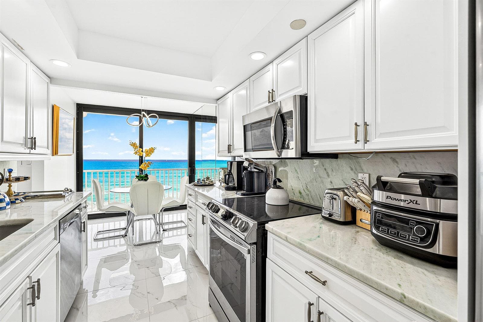 008-3360SouthOceanBoulevard-6C-PalmBeach