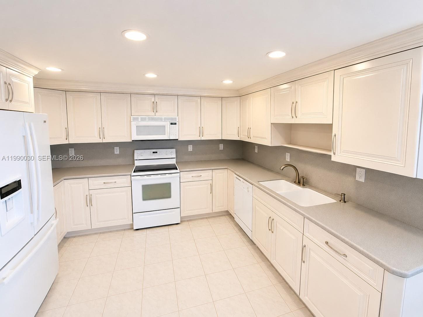 ALLINGTON TOWERS CONDO · #6K in Hollywood - Photo 10