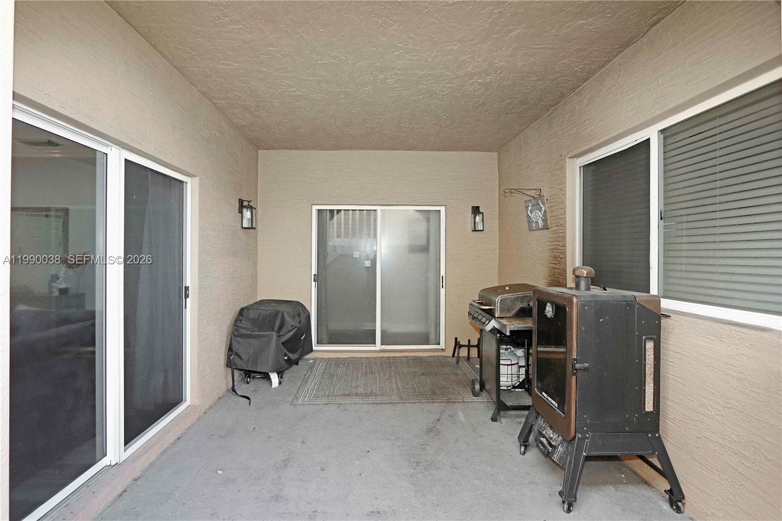 1330 NE 42nd Ave photo 34