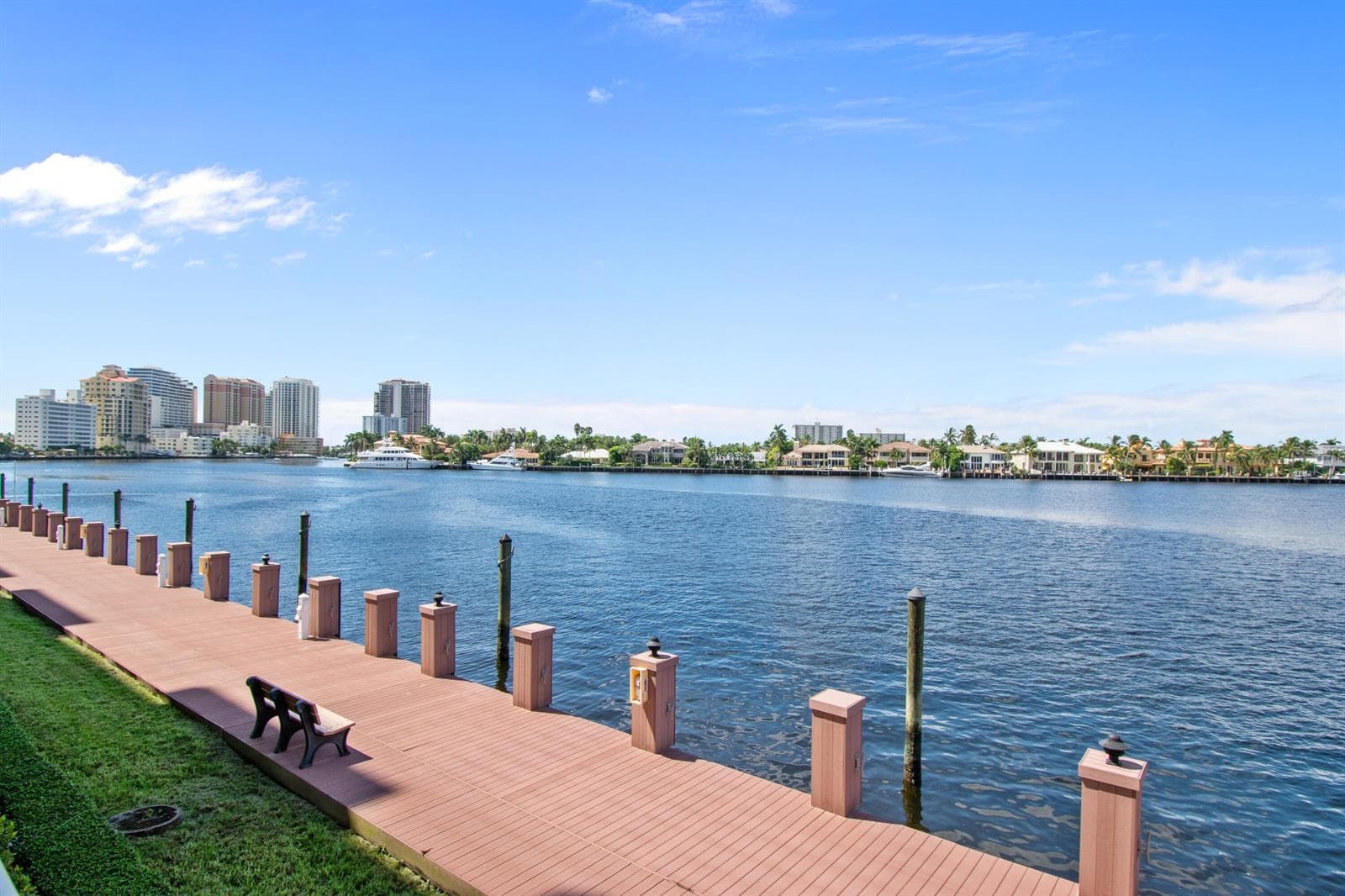 18_511BayshoreDrive203_124_Dock_HiRes