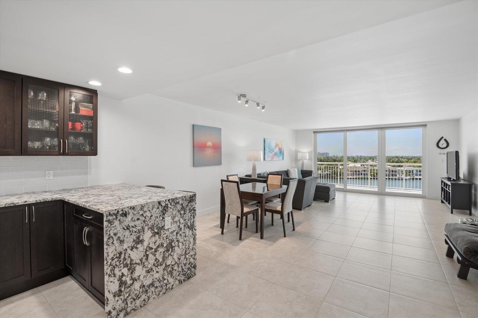 01-Carbonara-511 Bayshore Dr #802-1
