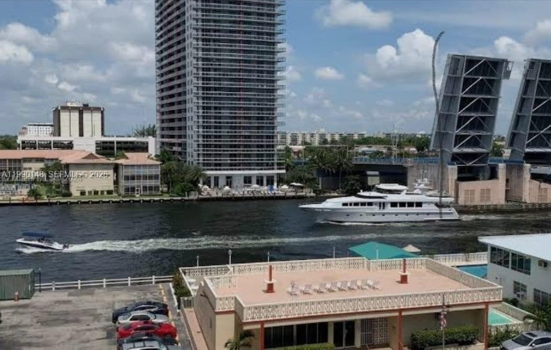 IMPERIAL TOWERS CONDO · #611 in Hallandale Beach - Photo 13
