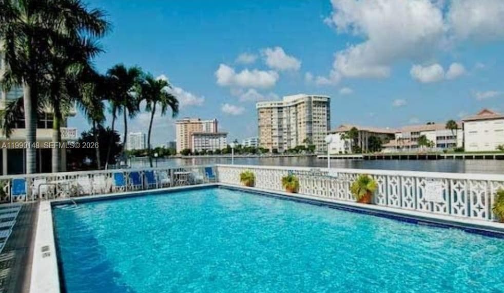 IMPERIAL TOWERS CONDO · #611 in Hallandale Beach - Photo 12