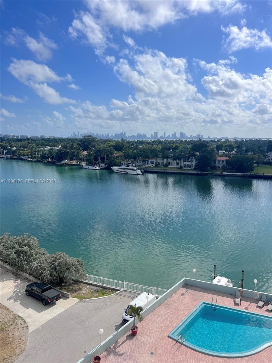 The Regency Tower Condp · #7G in Miami Beach - Photo 23