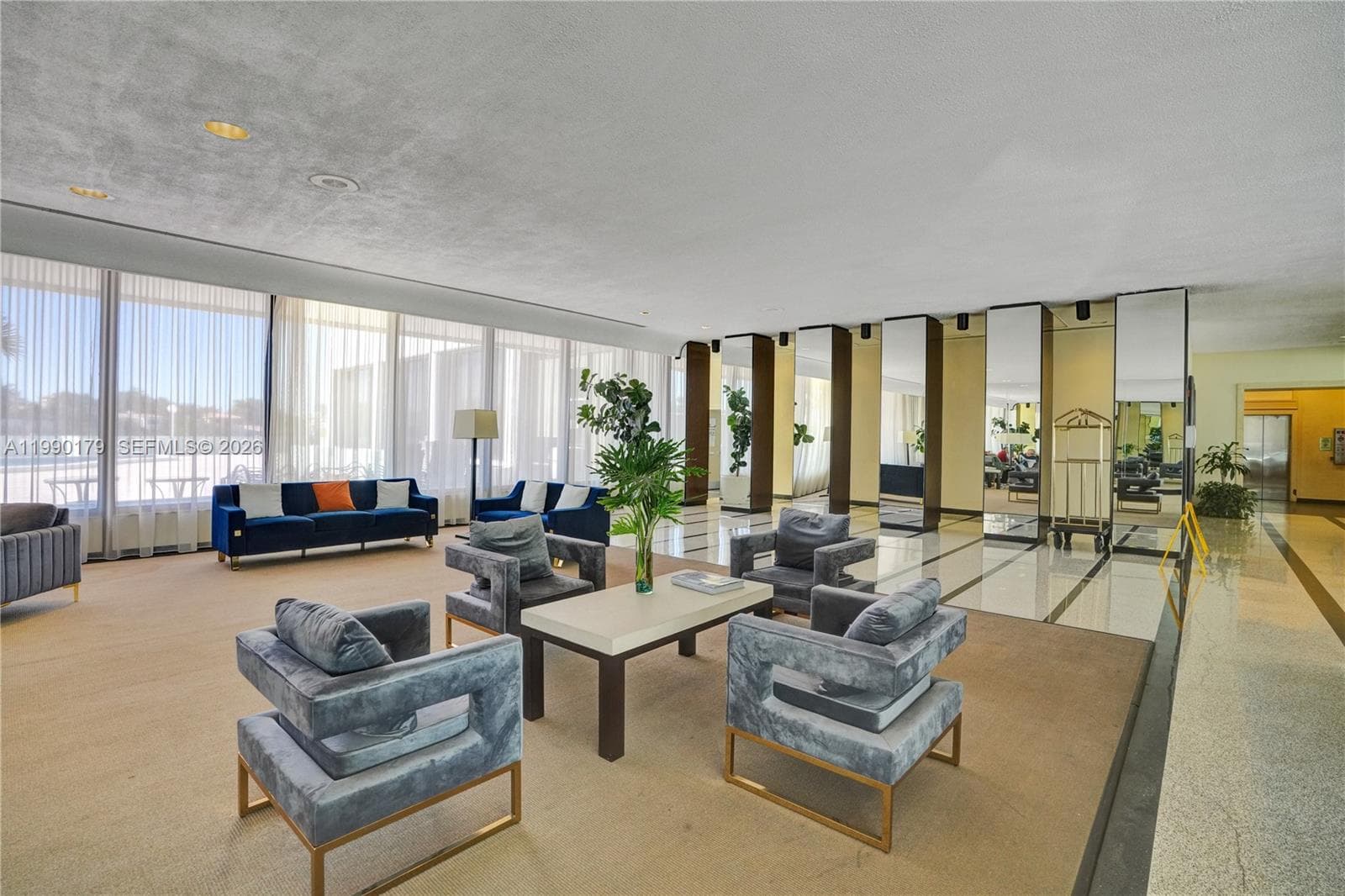 The Regency Tower Condp · #7G in Miami Beach - Photo 3