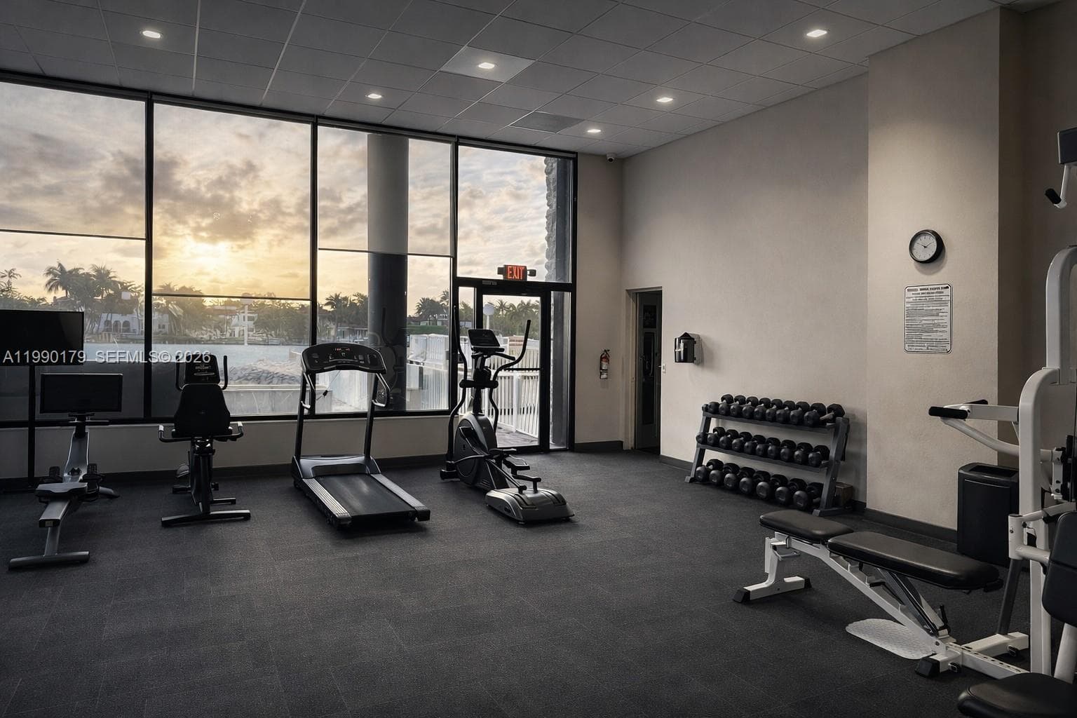 The Regency Tower Condp · #7G in Miami Beach - Photo 28