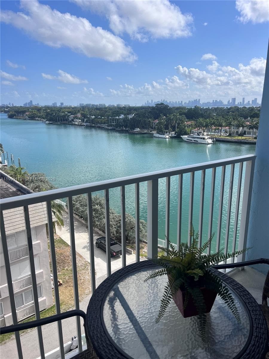 The Regency Tower Condp · #7G in Miami Beach - Photo 21