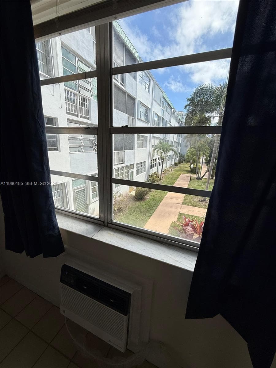 APRIL SONG CONDO · #223 in Hallandale Beach - Photo 9
