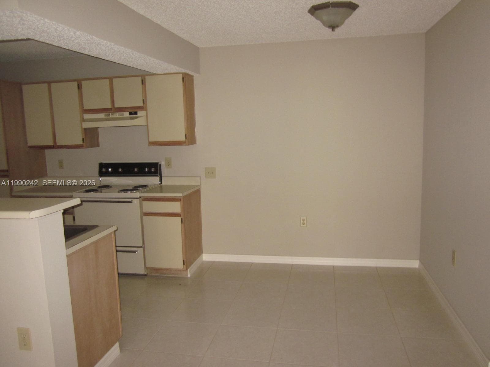 CORAL CLUB GARDEN VILLAS · #4103 in Miami - Photo 9
