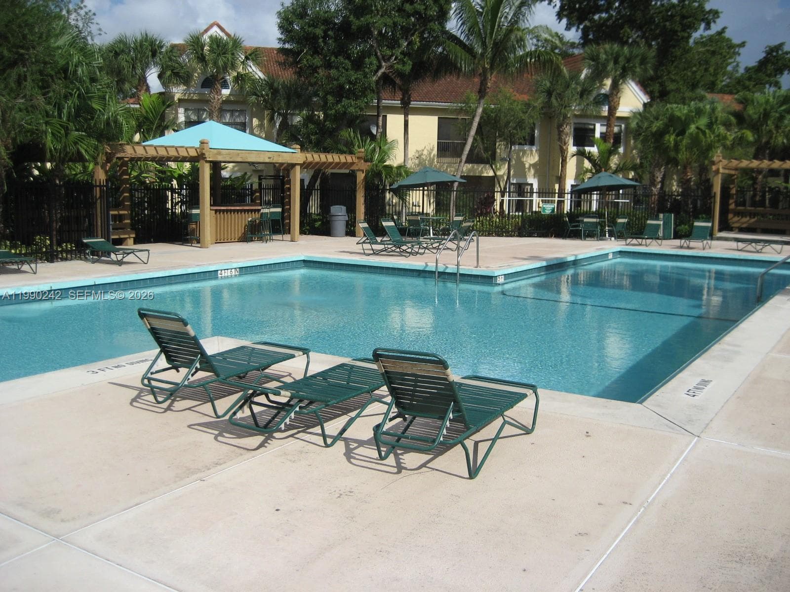 CORAL CLUB GARDEN VILLAS · #4103 in Miami - Photo 18