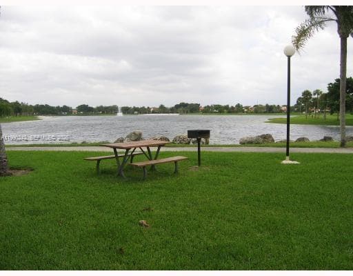 CORAL CLUB GARDEN VILLAS · #4103 in Miami - Photo 15