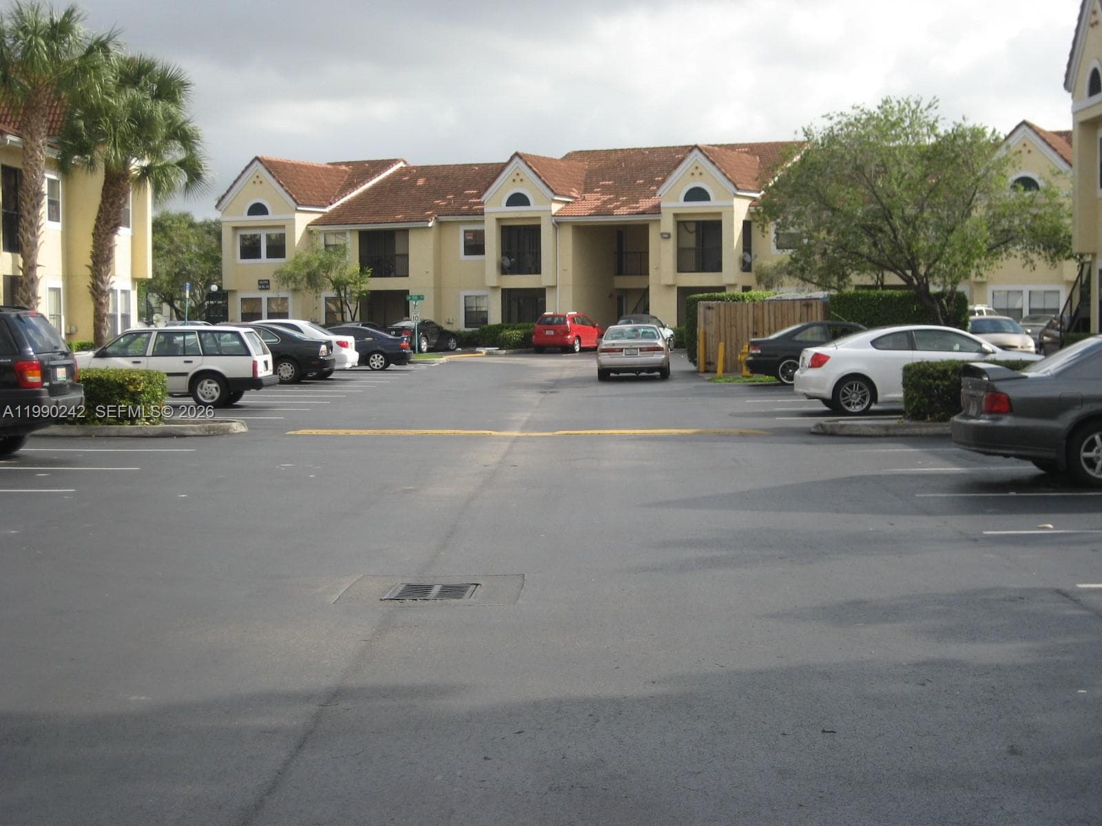 CORAL CLUB GARDEN VILLAS · #4103 in Miami - Photo 19