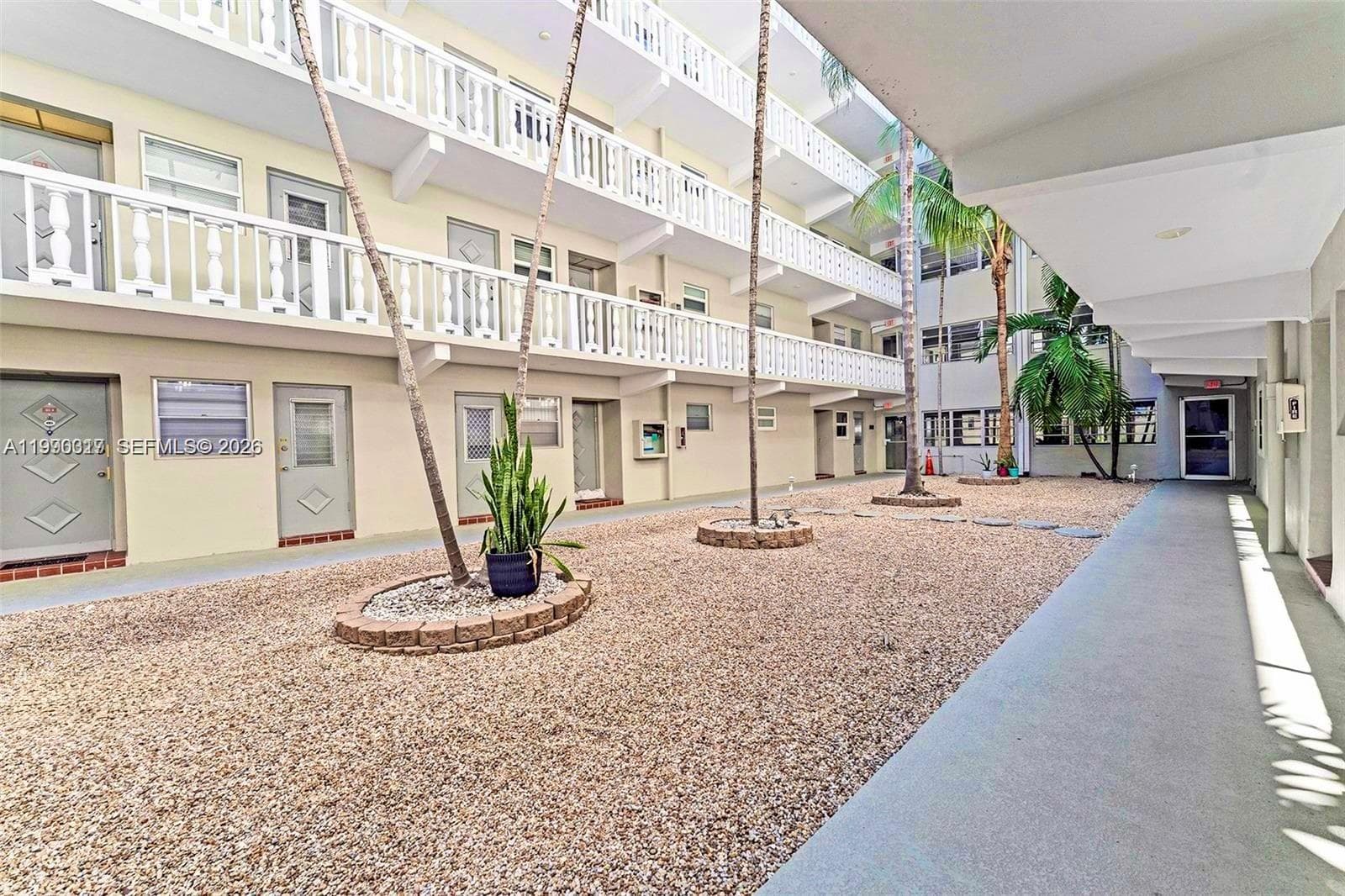 THIRD GULFSTREAM GARDEN · #101G in Hallandale Beach - Photo 13