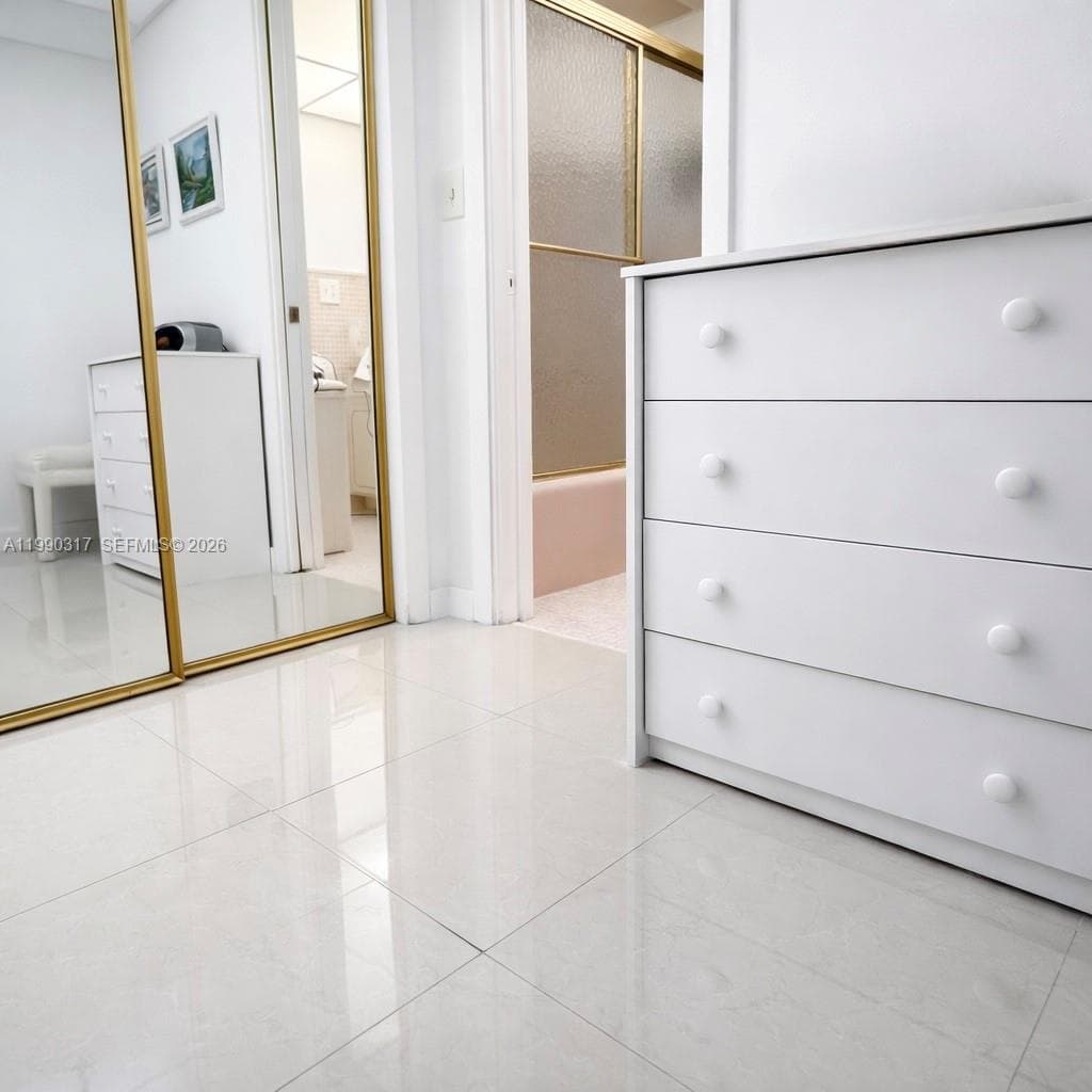 THIRD GULFSTREAM GARDEN · #101G in Hallandale Beach - Photo 16
