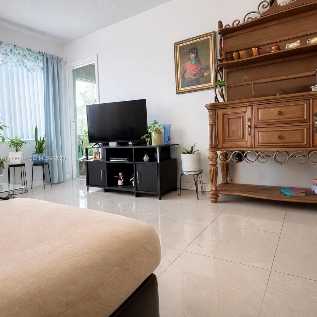 THIRD GULFSTREAM GARDEN · #101G in Hallandale Beach - Photo 14