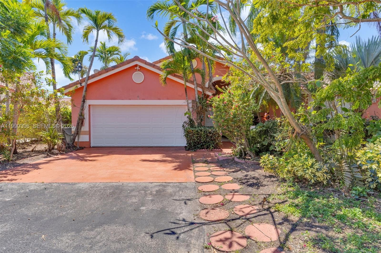 15012 SW 45th Ln photo 2