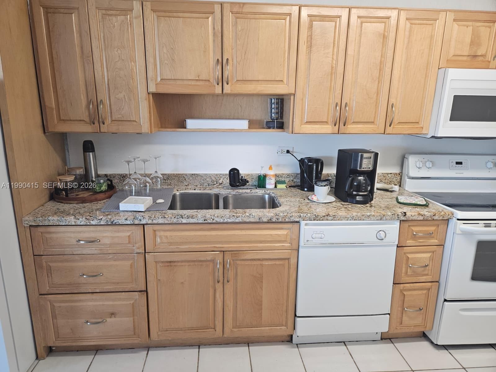 BURLEIGH HOUSE CONDO · #1821 in Miami Beach - Photo 17