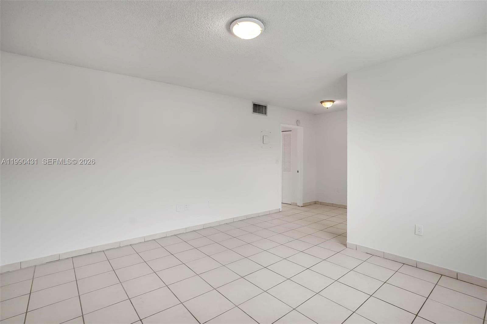 MOONRAKER CONDO · #3F in North Miami - Photo 3
