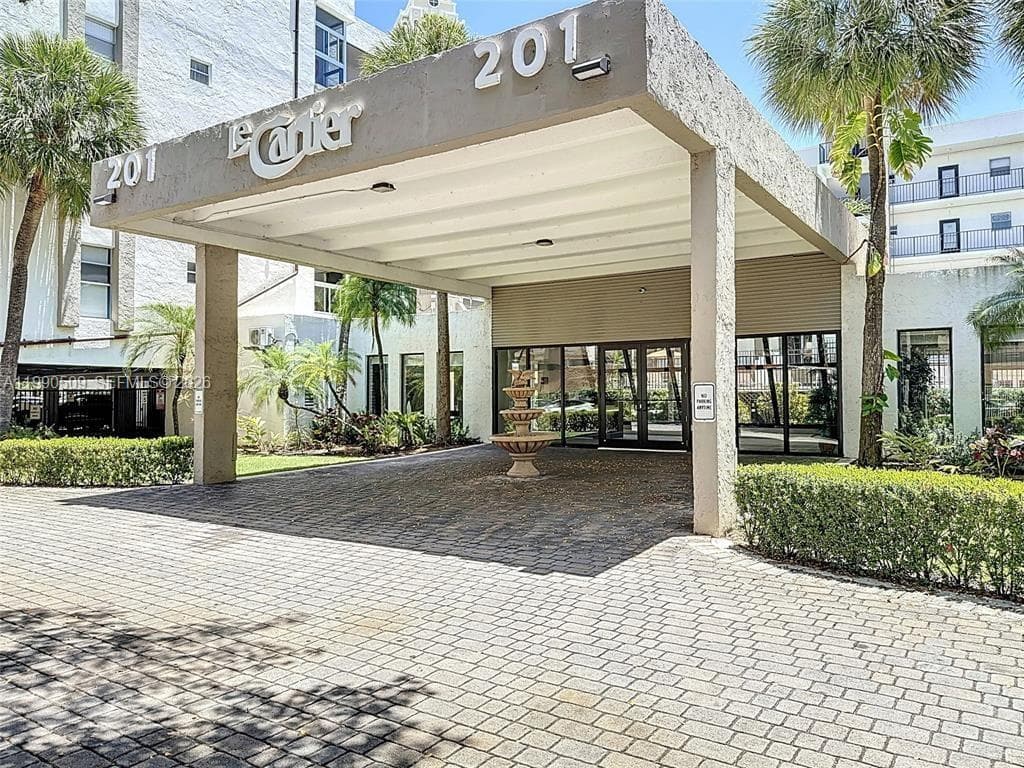 Le Cartier · #423 in Sunny Isles Beach - Photo 30