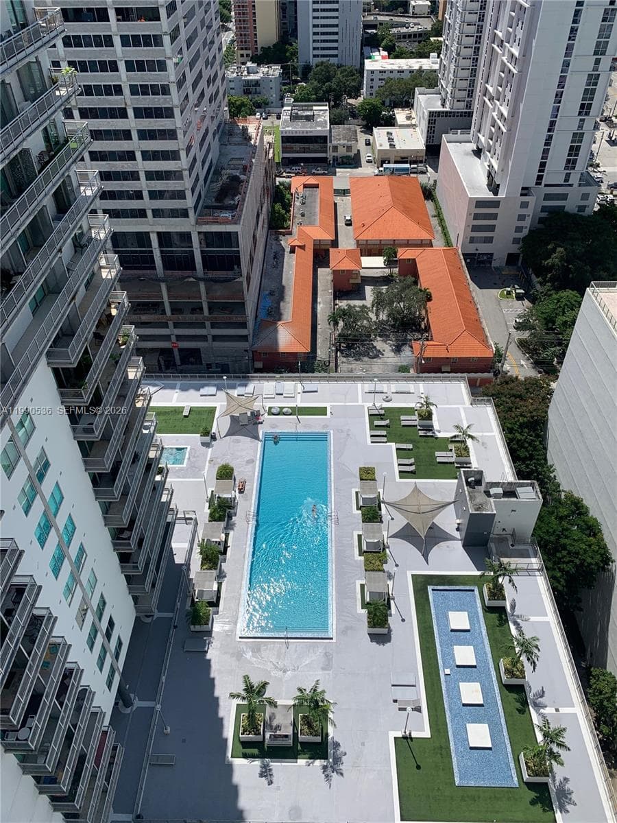 NEO VERTIKA CONDO · #2725 in Miami - Photo 2