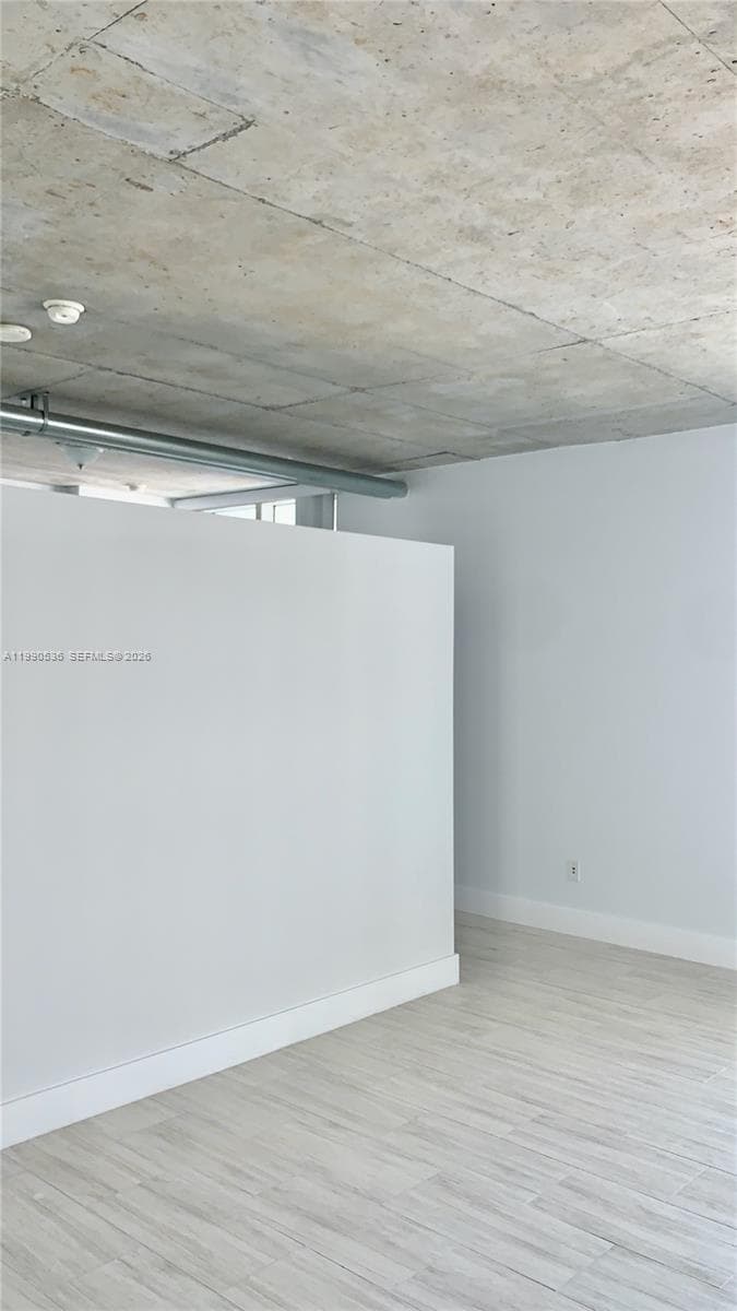 NEO VERTIKA CONDO · #2725 in Miami - Photo 5