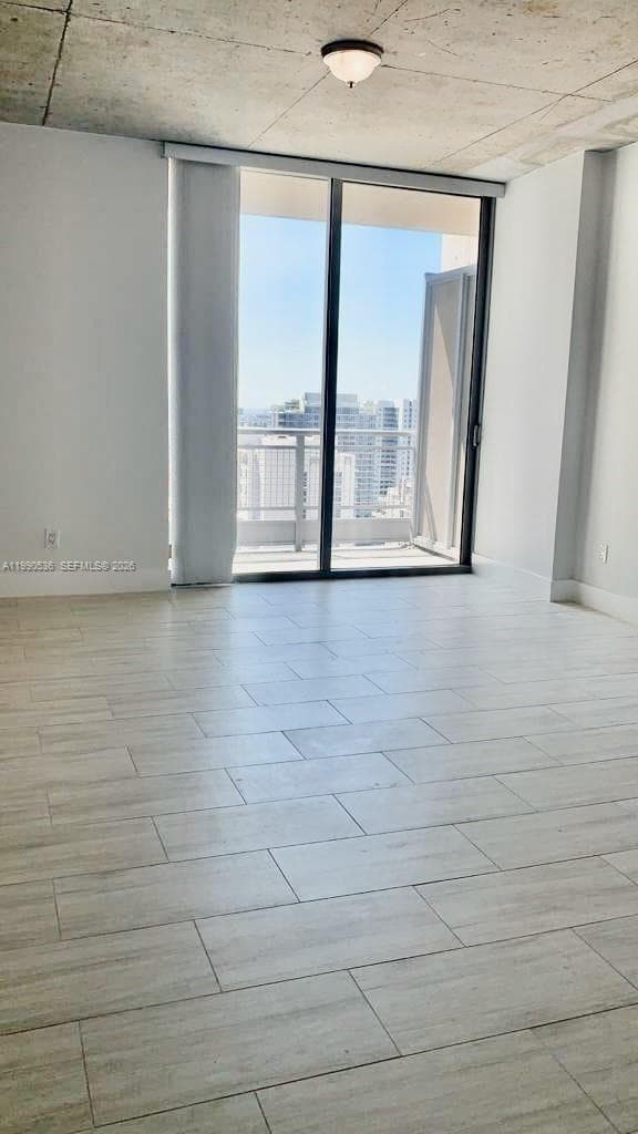 NEO VERTIKA CONDO · #2725 in Miami - Photo 4