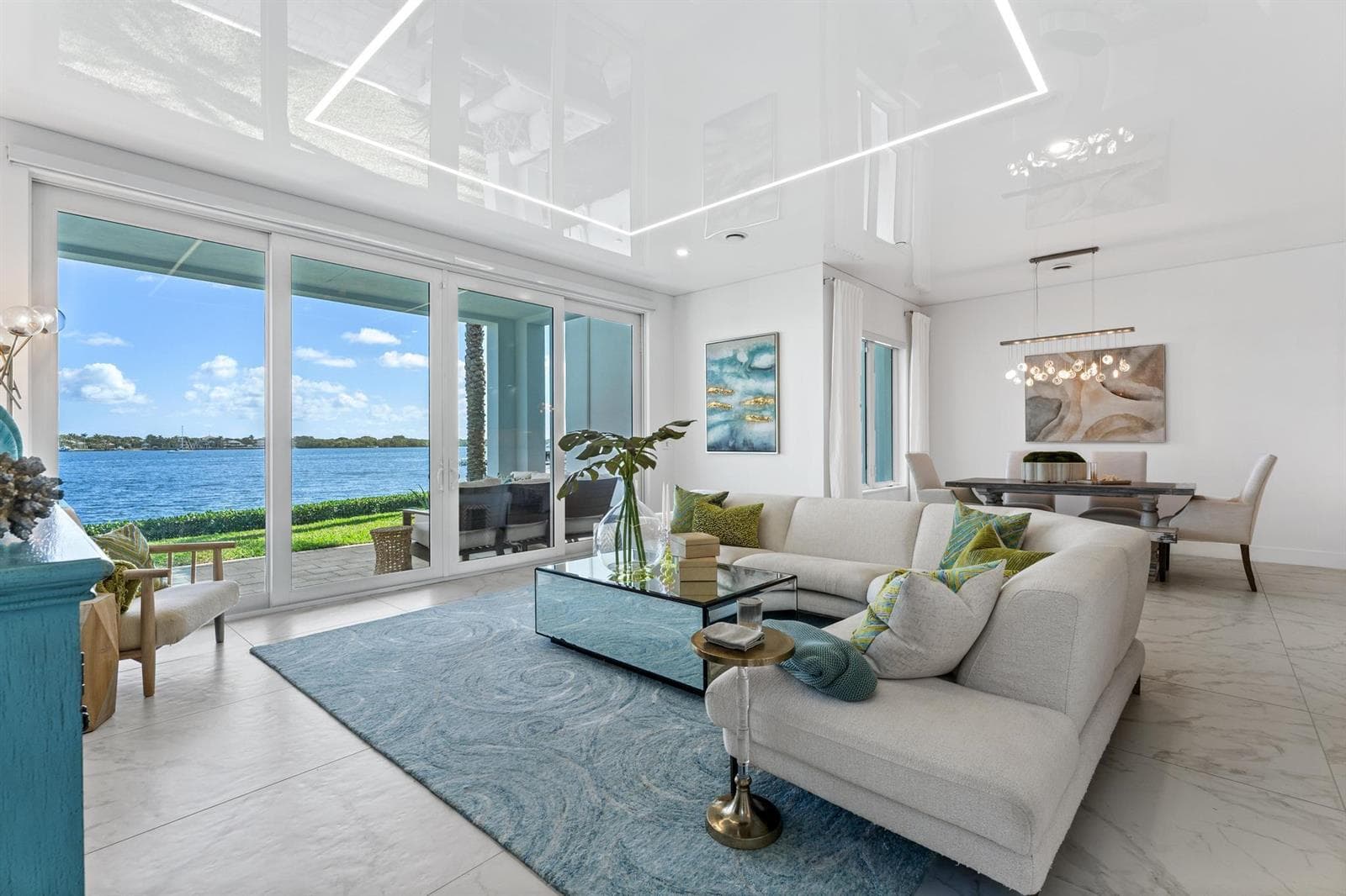 100 Water Club Ct N_Living Room 2