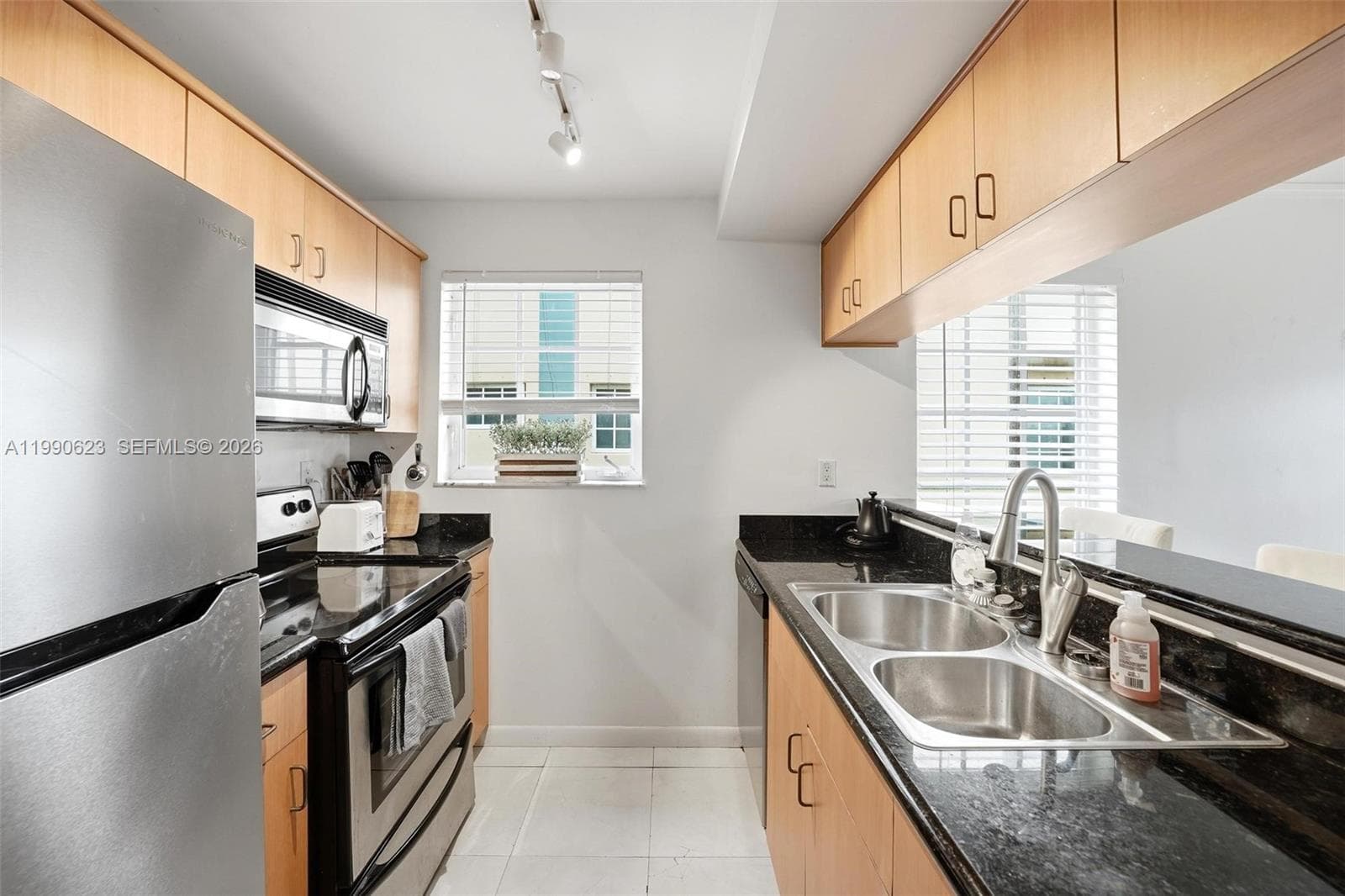EUCLID 600 CONDO · #2A in Miami Beach - Photo 8