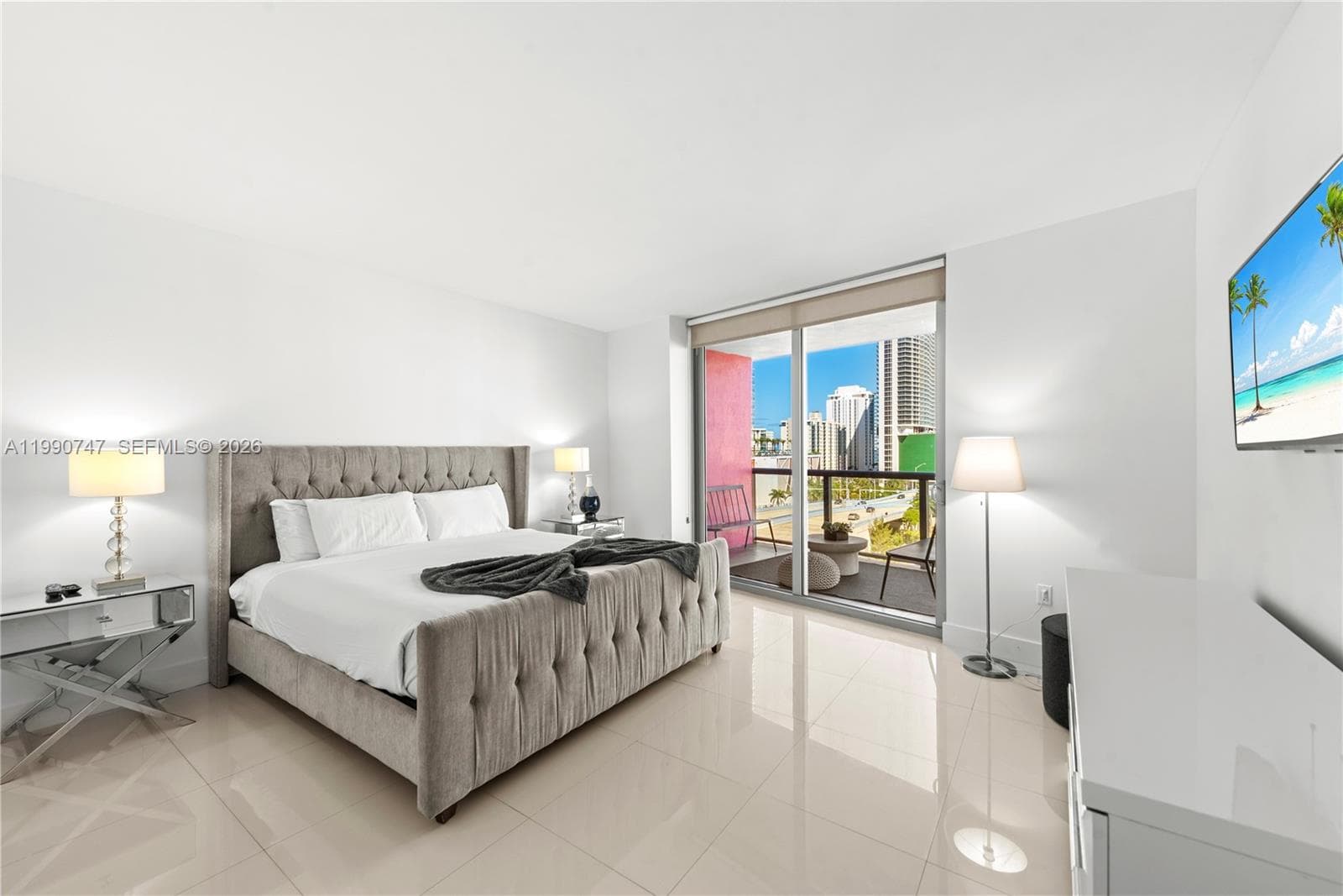 Master Bedroom with Balcony Connection