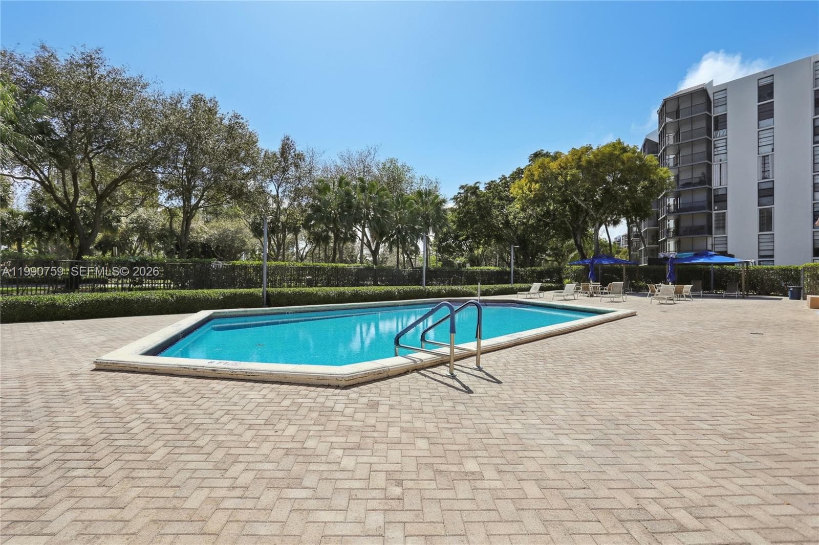 BRAVURA II · #102 in Aventura - Photo 26